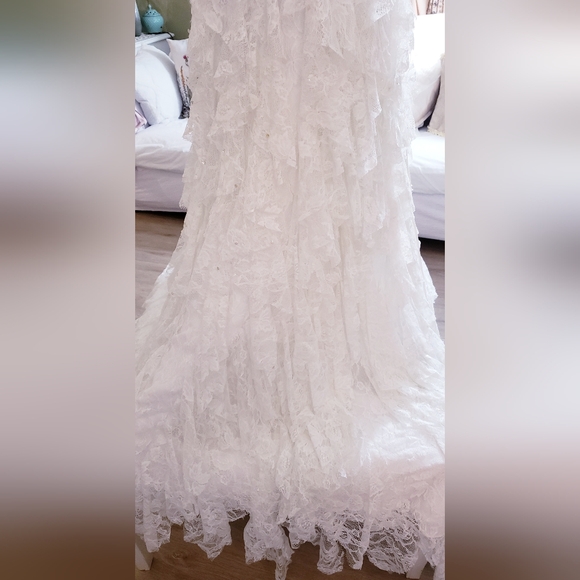 Justin Alexander Wedding Gown - Picture 5 of 7